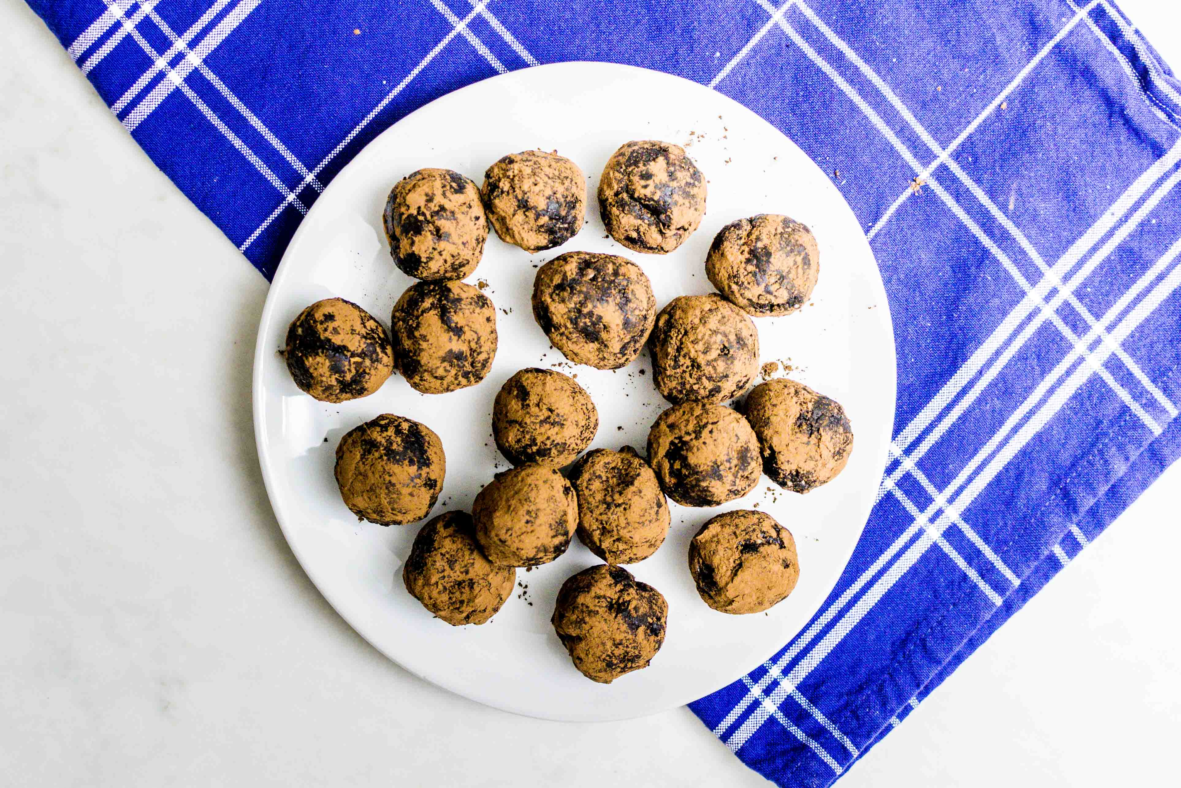 Dark Chocolate Fudge and Almond Butter Energy Bite Truffles (Vegan, Paleo, Whole30)