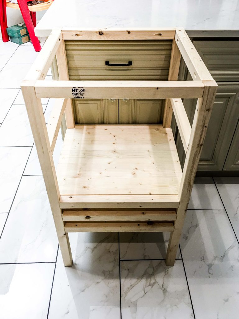 How to Build a DIY Stool Tower Kitchen Helper for Toddlers ...
