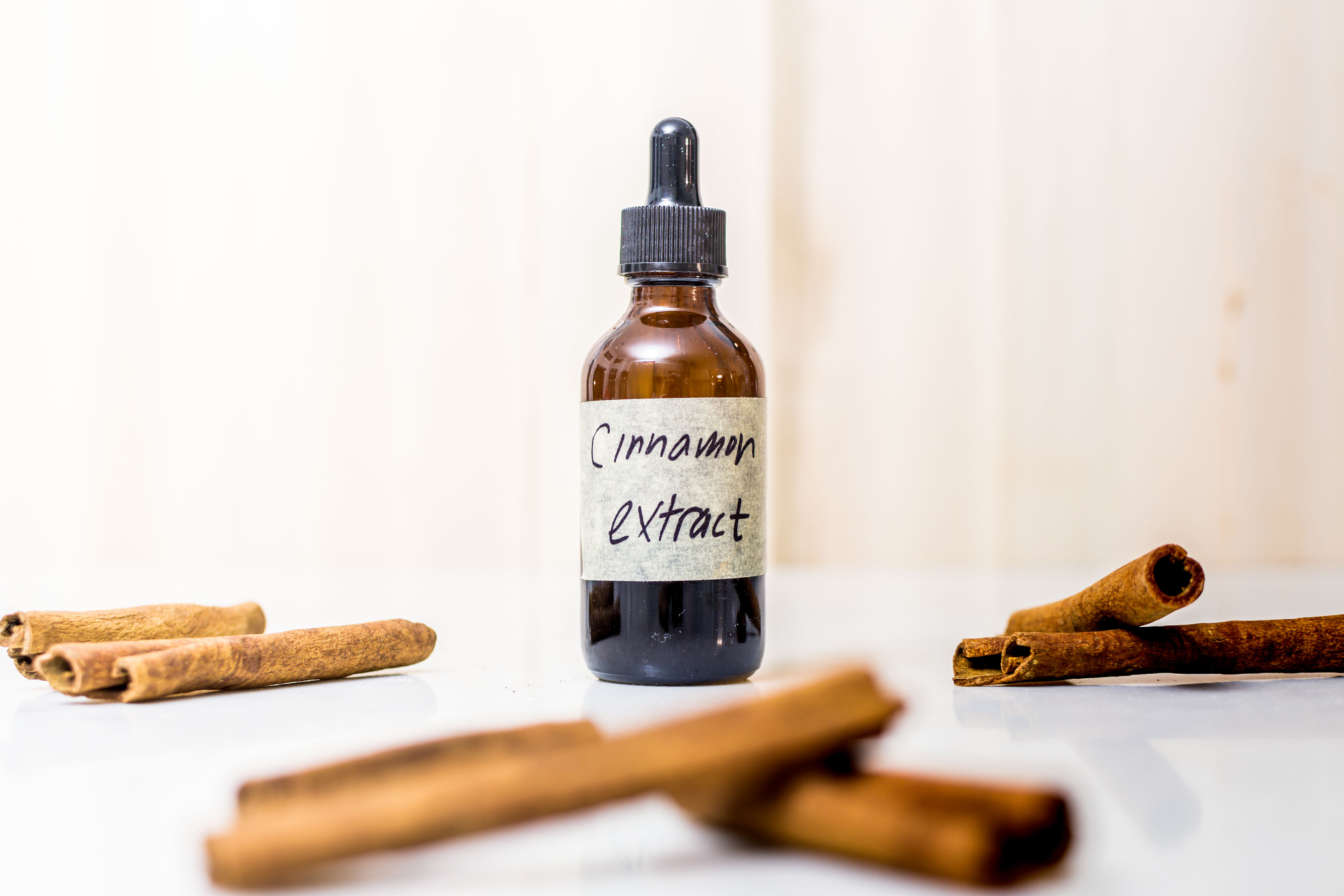 Liquid Cinnamon Extract, Natural Cinnamon Flavoring